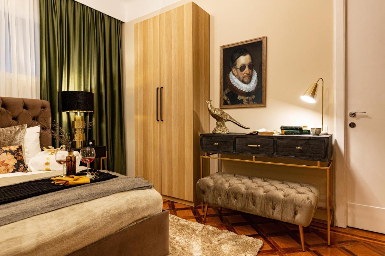 Qult - The Renaissance Affair Apartamento Bucareste Exterior foto